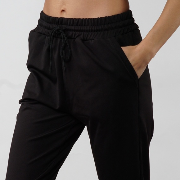 Drawstring Waist Jogger Sweatpants with Pockets - Picture 4 of 4